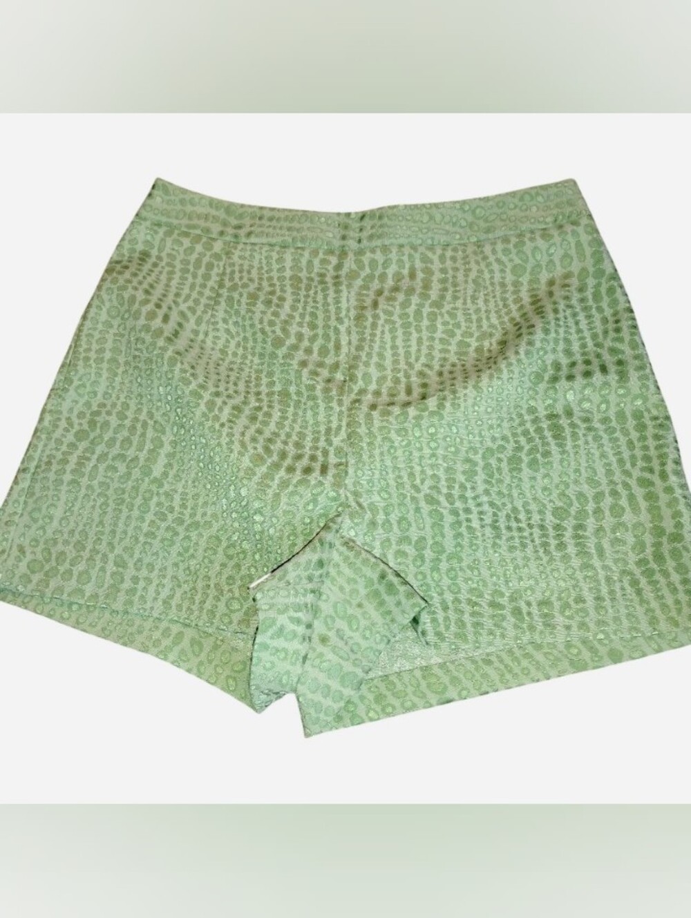 Forever 21 Green Jacquard Textured High-Waisted Shorts - Size M